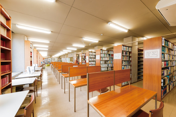 図書館（2号館2F）