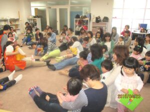 「バスに乗って」の様子
